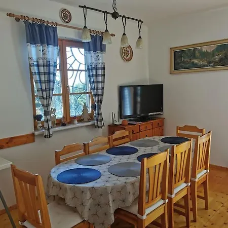 Erdoszelen Haziko Vendeghaz 度假居 凯达库塔尼